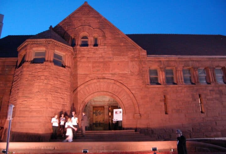 Ogden Museum of Southern Art